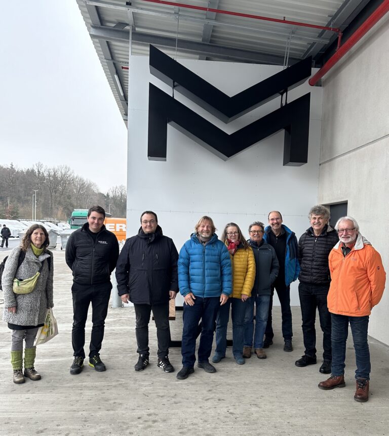 Hochzeit in der Fabrikhalle – Besuch bei Fahrzeugbau Meier in Ludersheim
