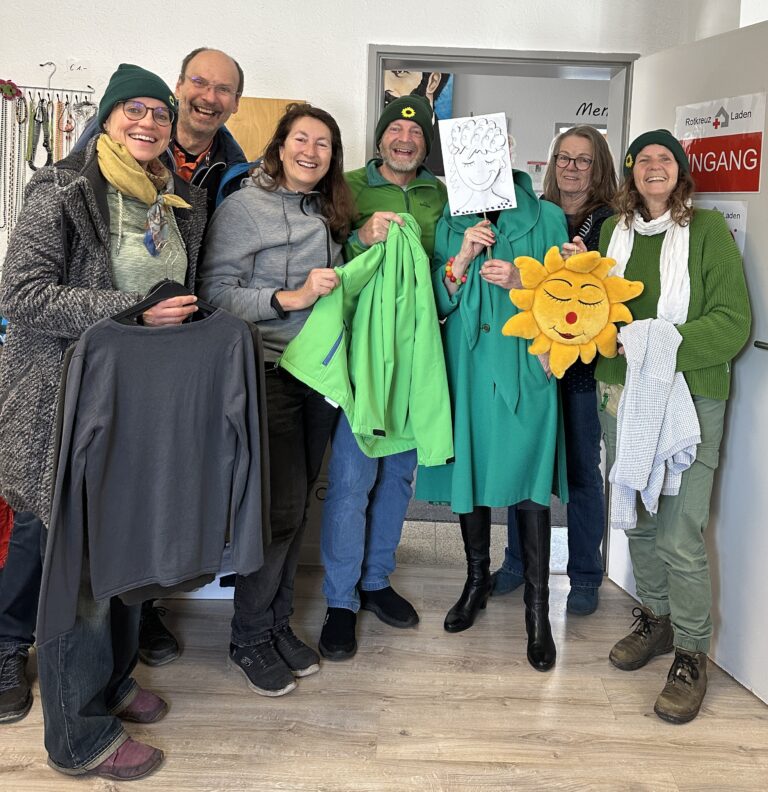 Einkaufserlebnis für groß und klein – Besuch im Rotkreuz-Laden